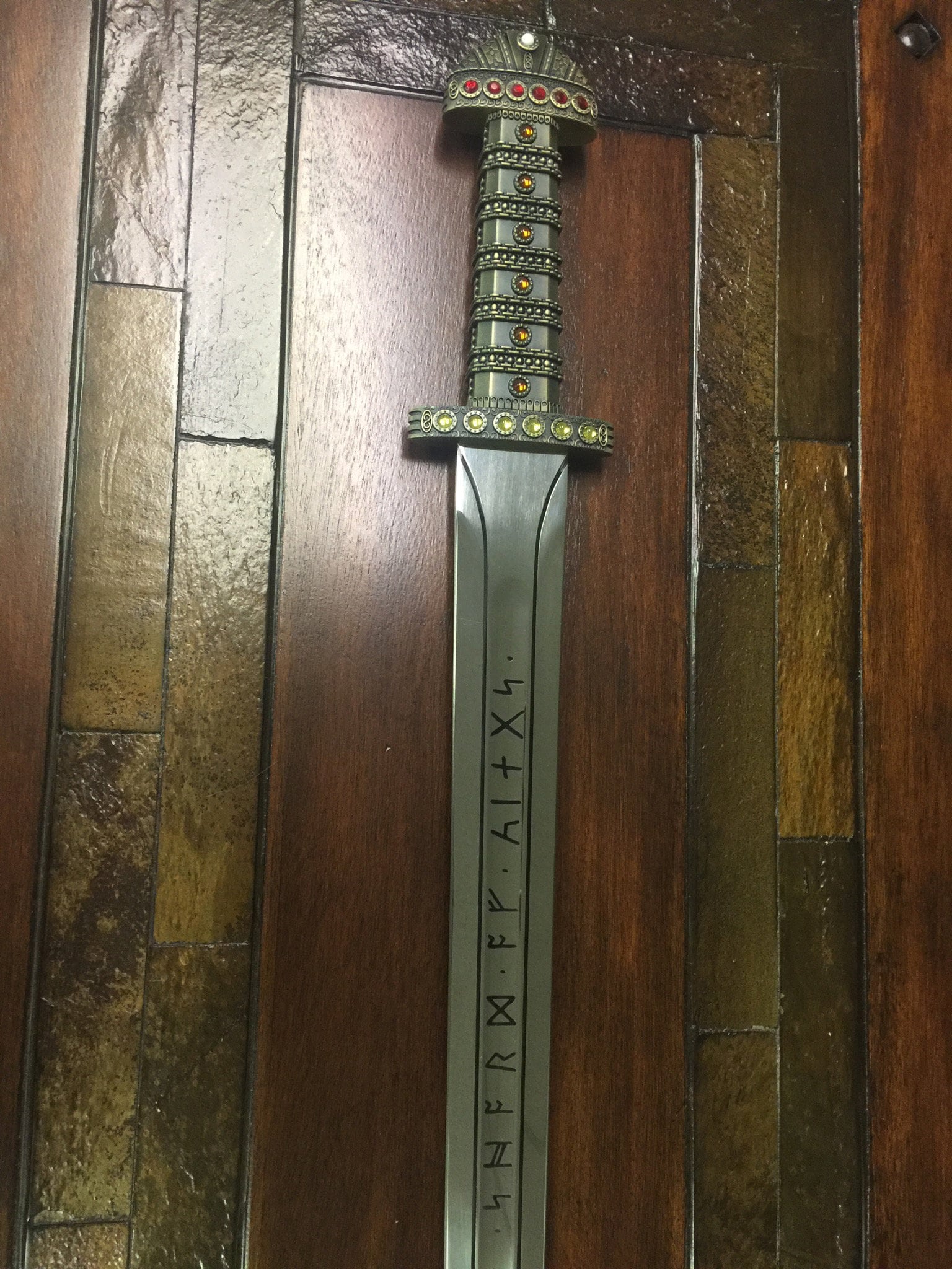 Viking Sword - Sword of King Ragnar Bjorn Ironside with Scabbard