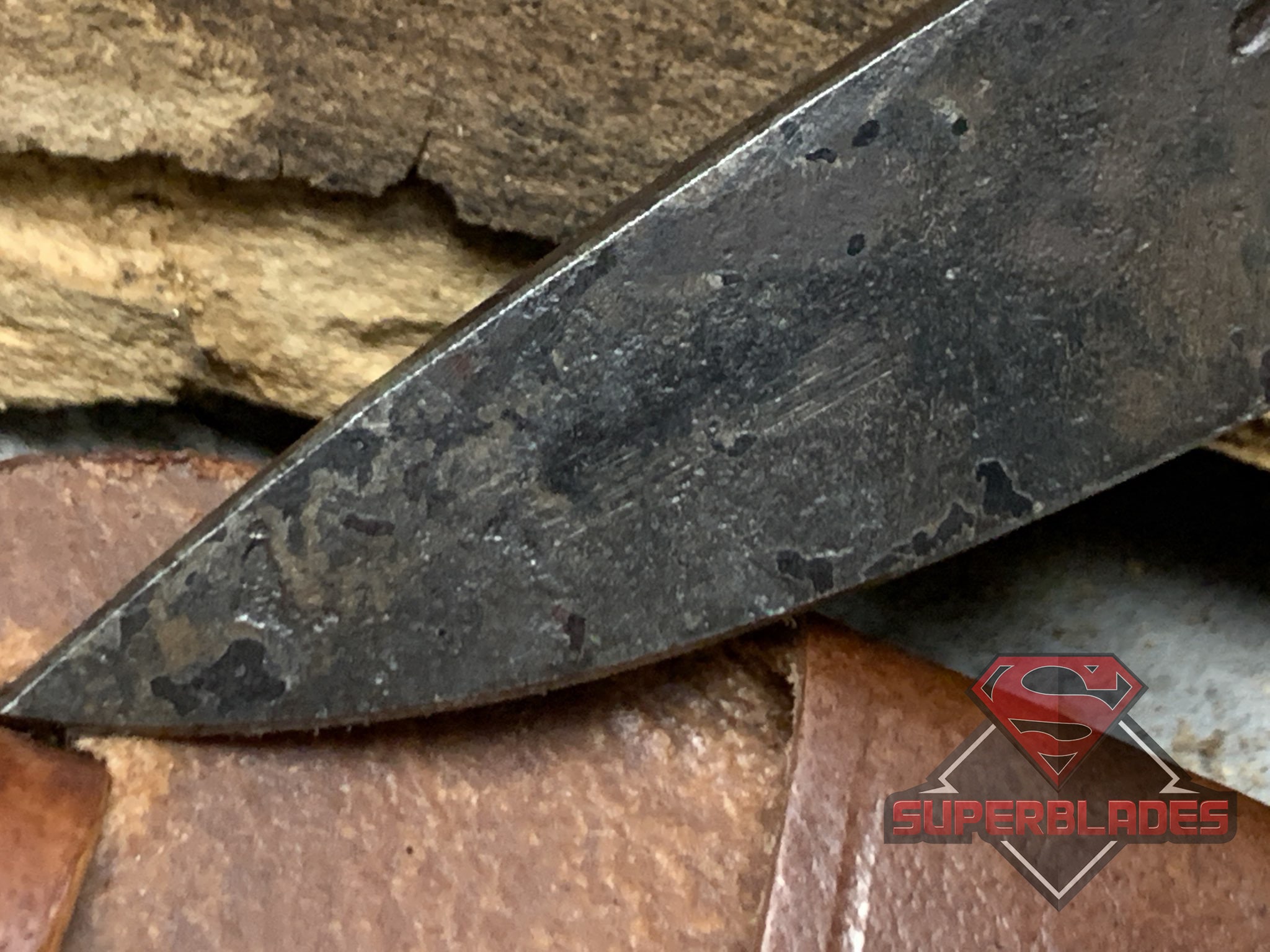 Cuchillo de cuello medieval vikingo Funda de cuero de acero al carbono  Blackend -  México