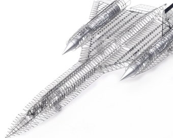 Maqueta del SR-71A Blackbird a escala 1/144: Rompecabezas de acero 3D para armar