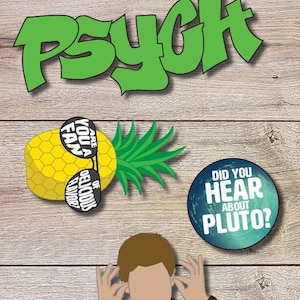 Peut inclure: Une conception graphique avec le mot "PSYCH" en vert, un ananas portant des lunettes de soleil avec du texte, un bouton bleu avec du texte et une personne se couvrant les oreilles. Le design est sur un fond imitation bois.