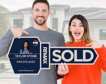 RE/MAX Agent Giant Key Prop: Social Media Marketing, Waterproof Coroplast