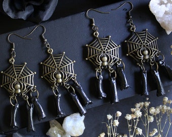 Boneshaker earrings - gothic jewelry, gothic earrings, witch earrings, witch jewelry, oddities and curiosities, bones