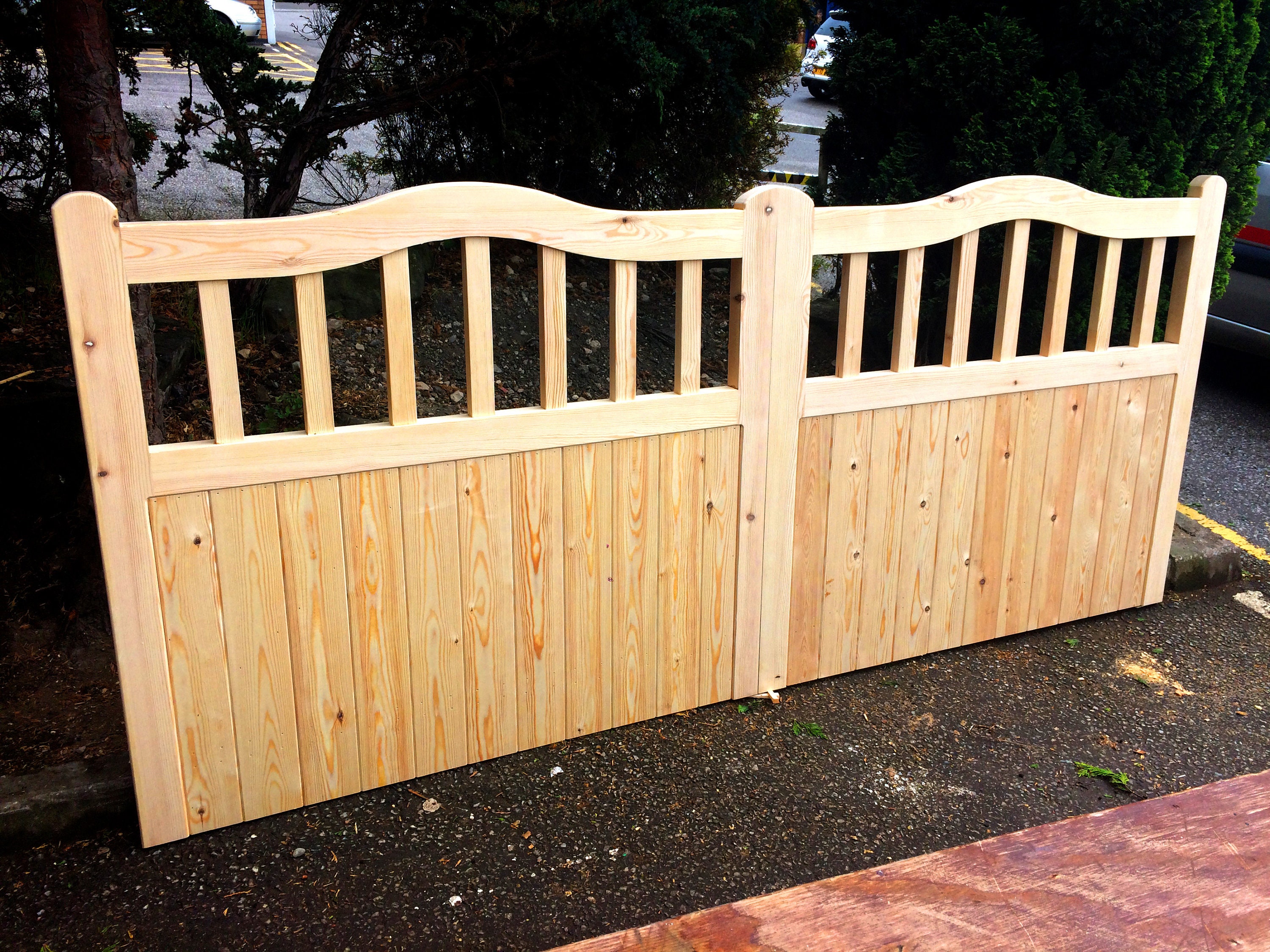 Arched top Wooden Double Entrance Cottage Style Driveway Gates Etsy
