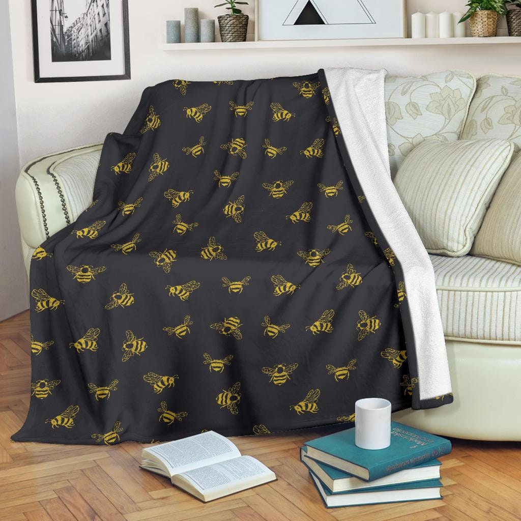 Bee Blanket - Cute Bee Gifts for Women Bee Lovers- Bee Throw Blankets - Bees  Cozy Soft Kawaii Cartoon Plush Yellow Blanket - Christmas Birthday Gifts -  Bee Hive, Honey Bee Decor