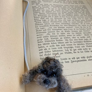Nadel gefilzter Pudel Hund Lesezeichen Gefilzter Hund realistische Pudel Skulptur Geschenk Idee