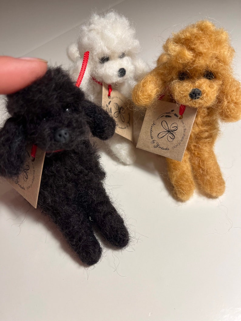 Needle Felted Poodle Dog, Toy Poodle, Wool Felt Toy Poodle, Felted Animal, Miniature Dog, Gift for Her, Poodle Miniature Black Poodle image 3