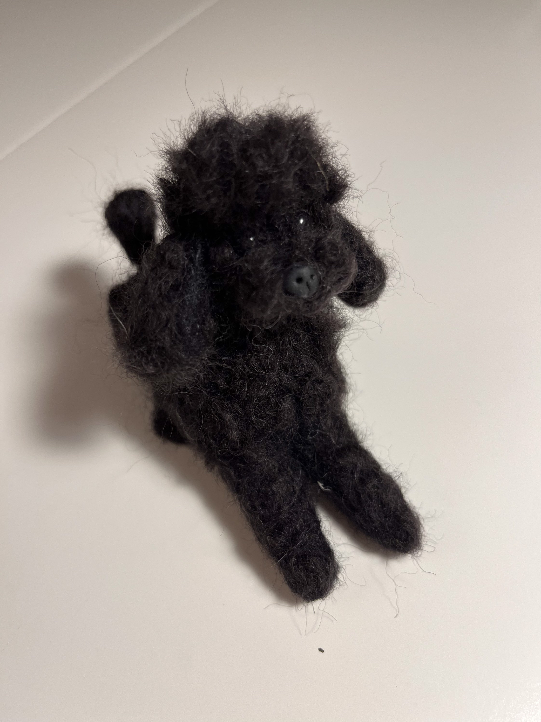羊毛 フェルト トイ プードル 黒 トイプードル 黒ちゃん フラワー