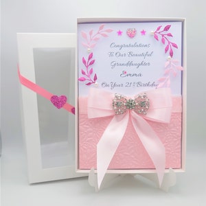 Tarjeta personalizada de lujo hecha a mano para cumpleaños / Día de la Madre: broche desmontable con CAJA DE REGALO