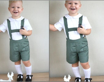 Pantaloncini verde salvia per ragazzi, pantaloncini con bretelle, pantaloncini benedetti per bambini
