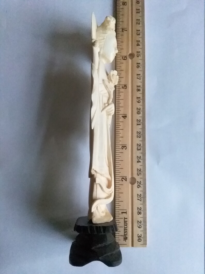 129- Vintage lady statue Quan Yin made from real bonetusk Kwan yin