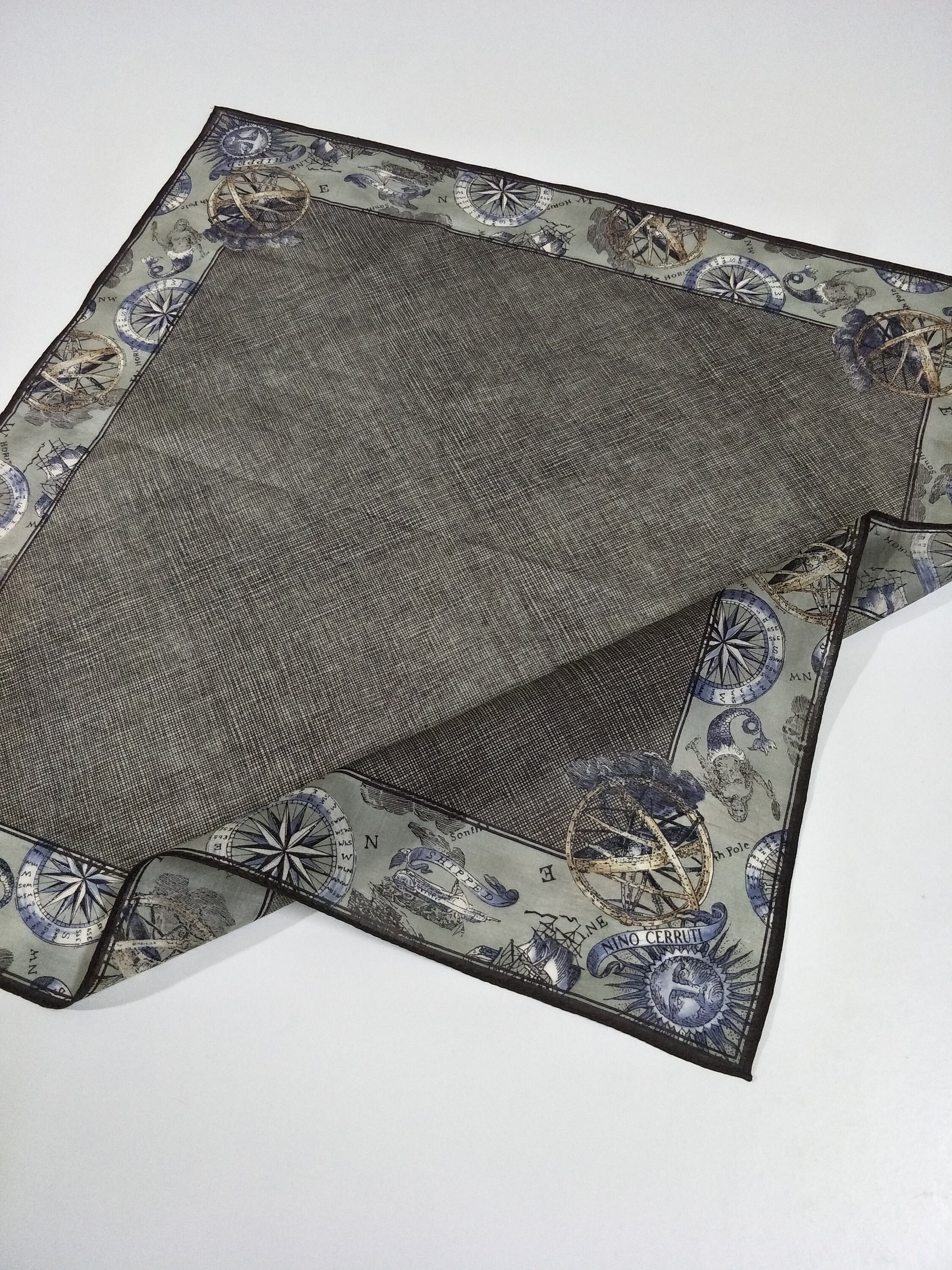 Foulard Carré CERRUTI 100% Soie Violet - Vintage 38x38 Cm - Bandana De Luxe