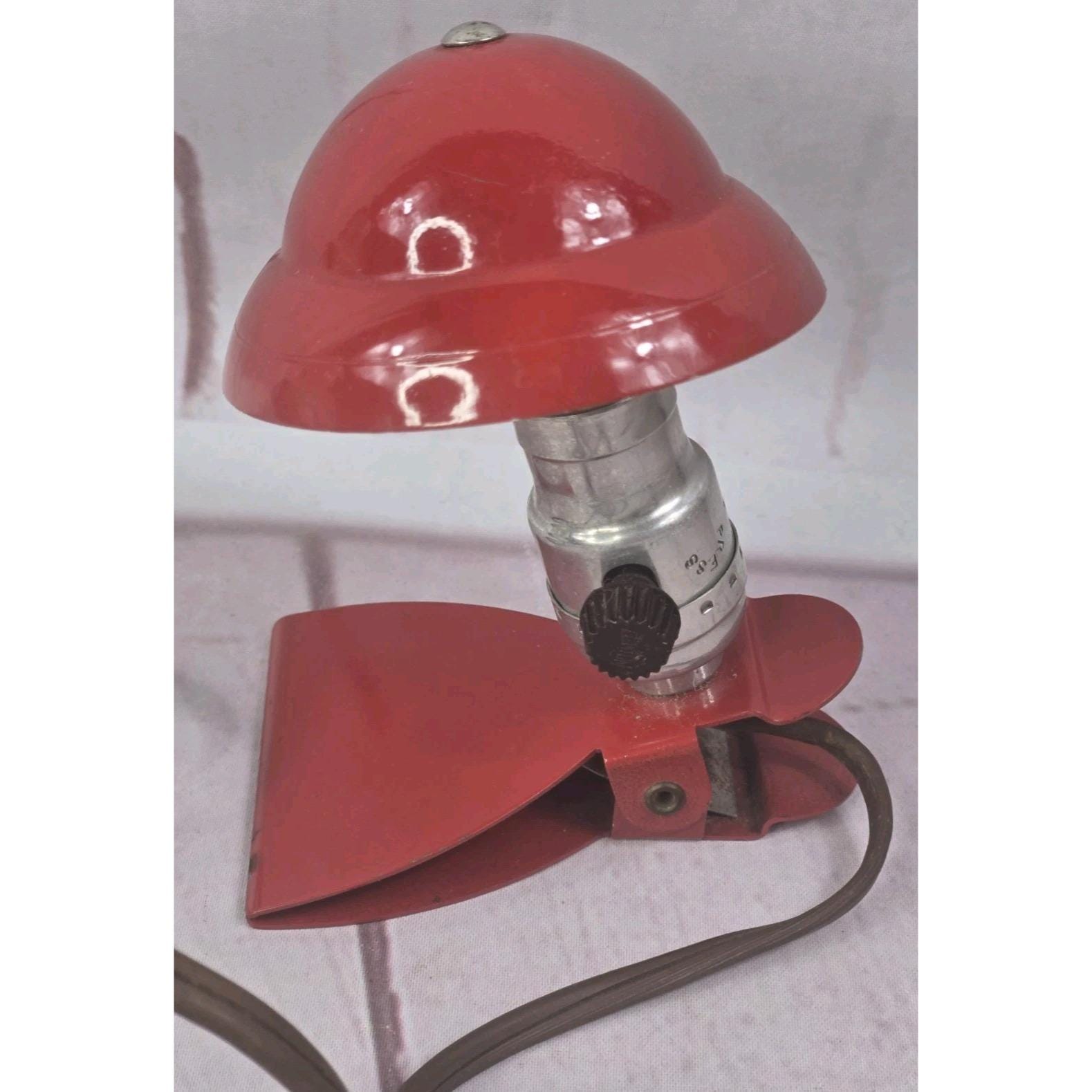 レトロ　ミッドセンチュリー　USA　レビトン社　リンゴ型ランプ　林檎 Antique Leviton Lamp - Etsy