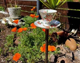 Teacup Bird Feeder, Pole Mount Bird Feeder, VINTAGE JAPANESE LUSTERWARE Tea Cup & Saucer, Free Standing SMAll Bird Feeder, Gift for Mom