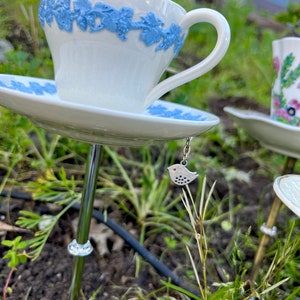 Teacup Bird Feeder Plant Pick, Vintage ENGLISH TEA CUP, Wedgwood Queensware, Potted Plant, Stake, Mothers Day, Housewarming, Retirement
