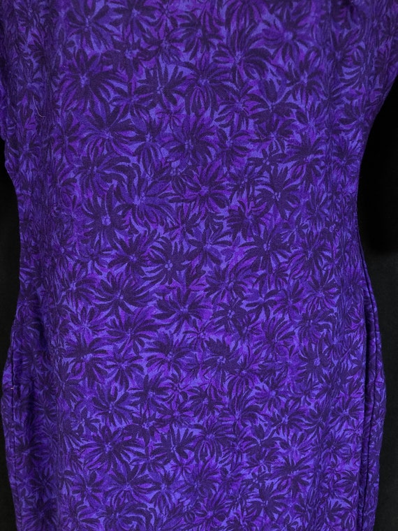 Beautiful Vintage Mandarin Collar Dress- Purple H… - image 4