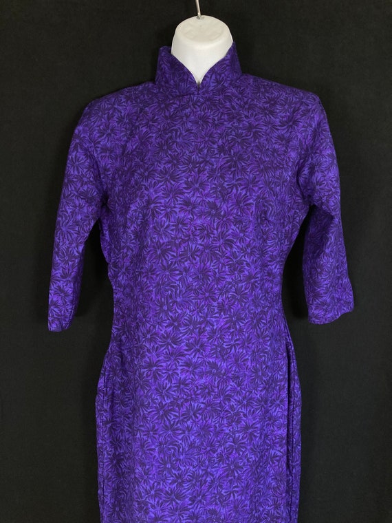 Beautiful Vintage Mandarin Collar Dress- Purple H… - image 7