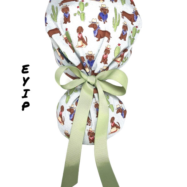 Wiener Dogs and Cacti Scrub Hat, Ponytail Scrub Cap para mujeres, gorras quirúrgicas, Scrub Hats, Green Ribbon