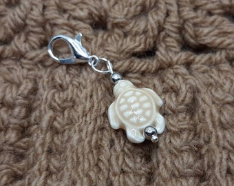 STITCH MARKER | Miniature Porcelain Turtle | Crochet or Knitting Place Keeper or Zip Charm | Gift Idea | 1 x Piece