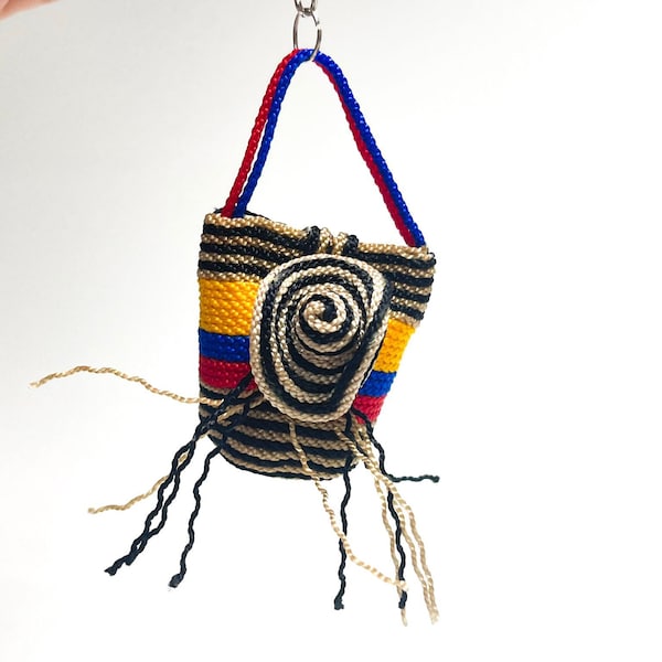 Wayuu Keychain, traditional wayuu bag, Colombian wayuu handmade
