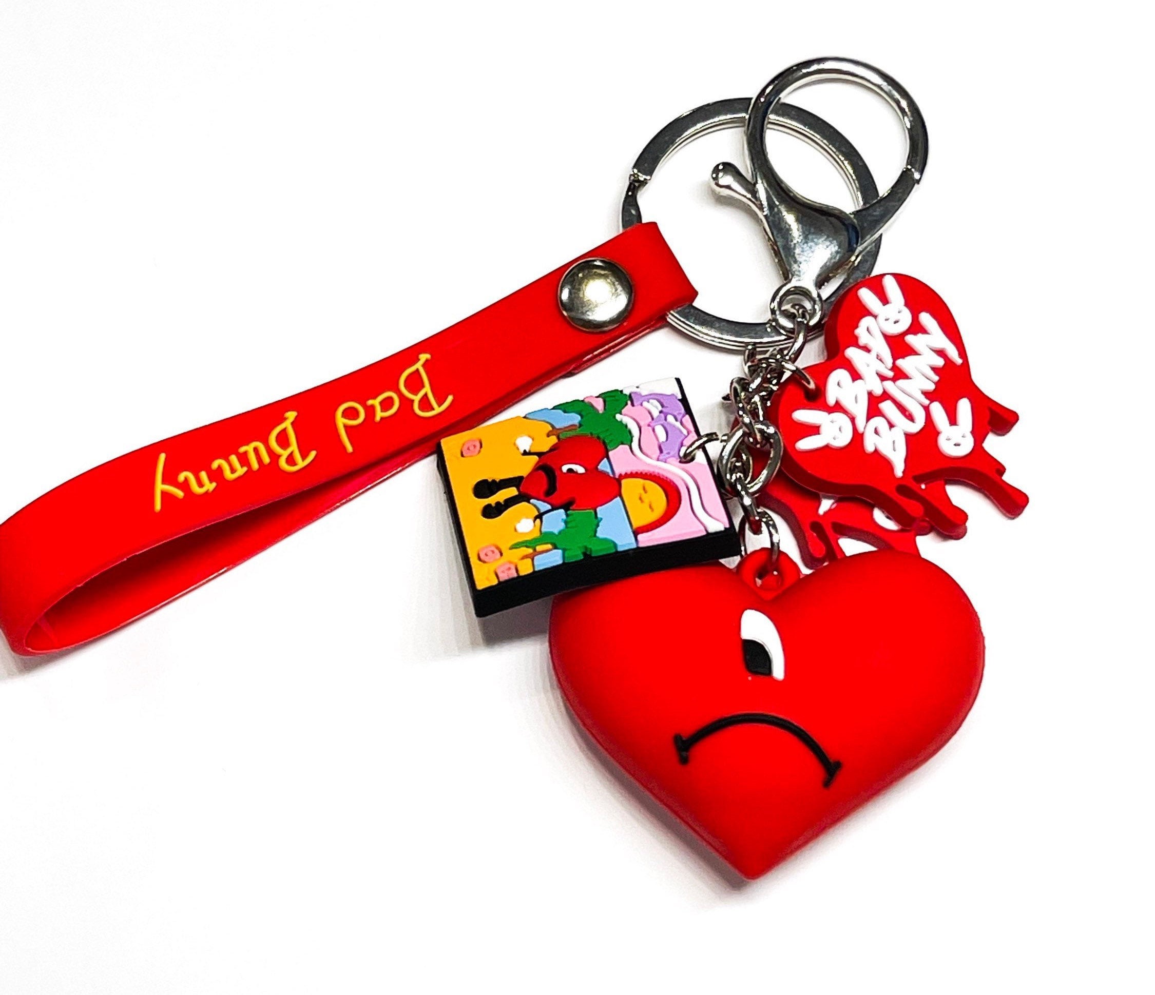 Christmas Bad Bunny Heart Keychain – LV Official