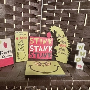 Wooden Grinch Tiered Tray Decor