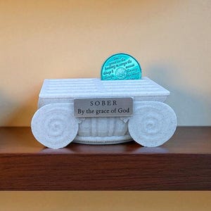 Personalised Recovery Token Display  - Chips - Personalized Serenity Prayer Recovery Chip Holder - AA display - Sobriety - Ornament - Coins