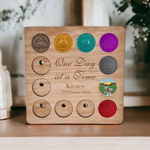 Personalisierte Genesungs-Token-Anzeige - Chips - personalisiertes Gelassenheitsgebet-Wiederherstellungs-Chiphalter - AA-Anzeige - Halter - Gelassenheitsgebet