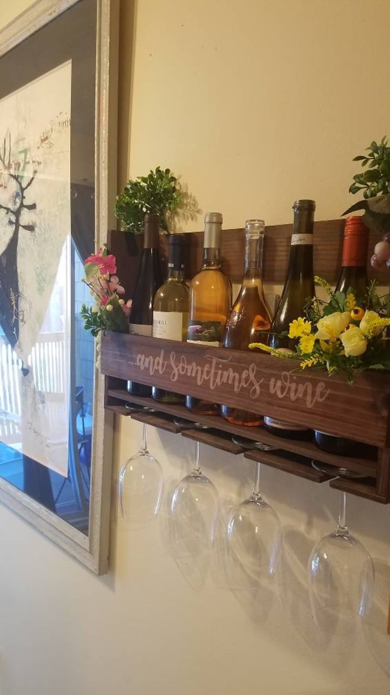 wine glass display rack on X2nm6p7rlmrqpm