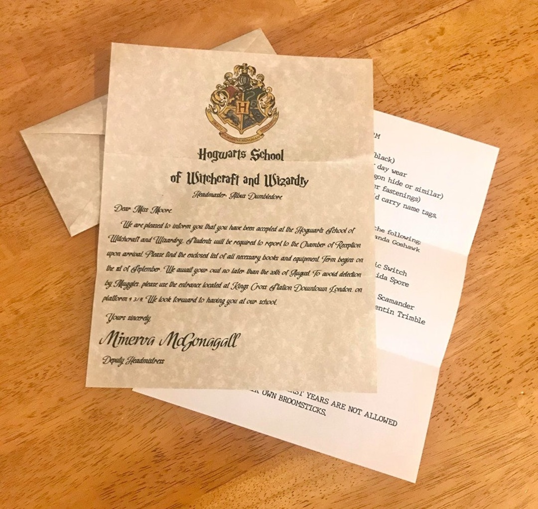 Hogwarts Acceptance Letter – Mondomago