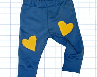Pasgeboren hart broek, Grappige drop kruis joggers, Biologische baby leggings, Peuter harem broek, Baby douche cadeau idee, Duurzame kleding