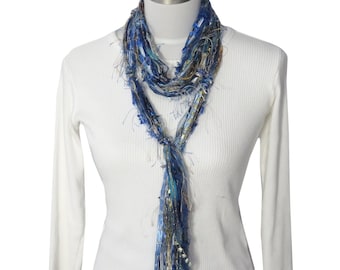 Écharpe bleue en fil ruban scintillant : longue ceinture fine, écharpe élégante faite main