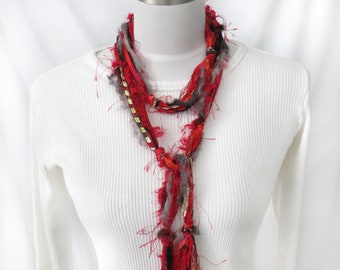 Écharpe rouge en ruban scintillant : longue ceinture fine, écharpe élégante faite main