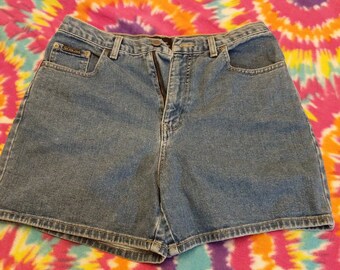 90's highwaisted shorts