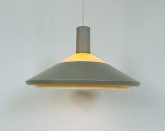 Lámpara colgante Louis Poulsen modelo 118564, lámpara colgante danesa de mediados de siglo, diseño vintage de los años 60.