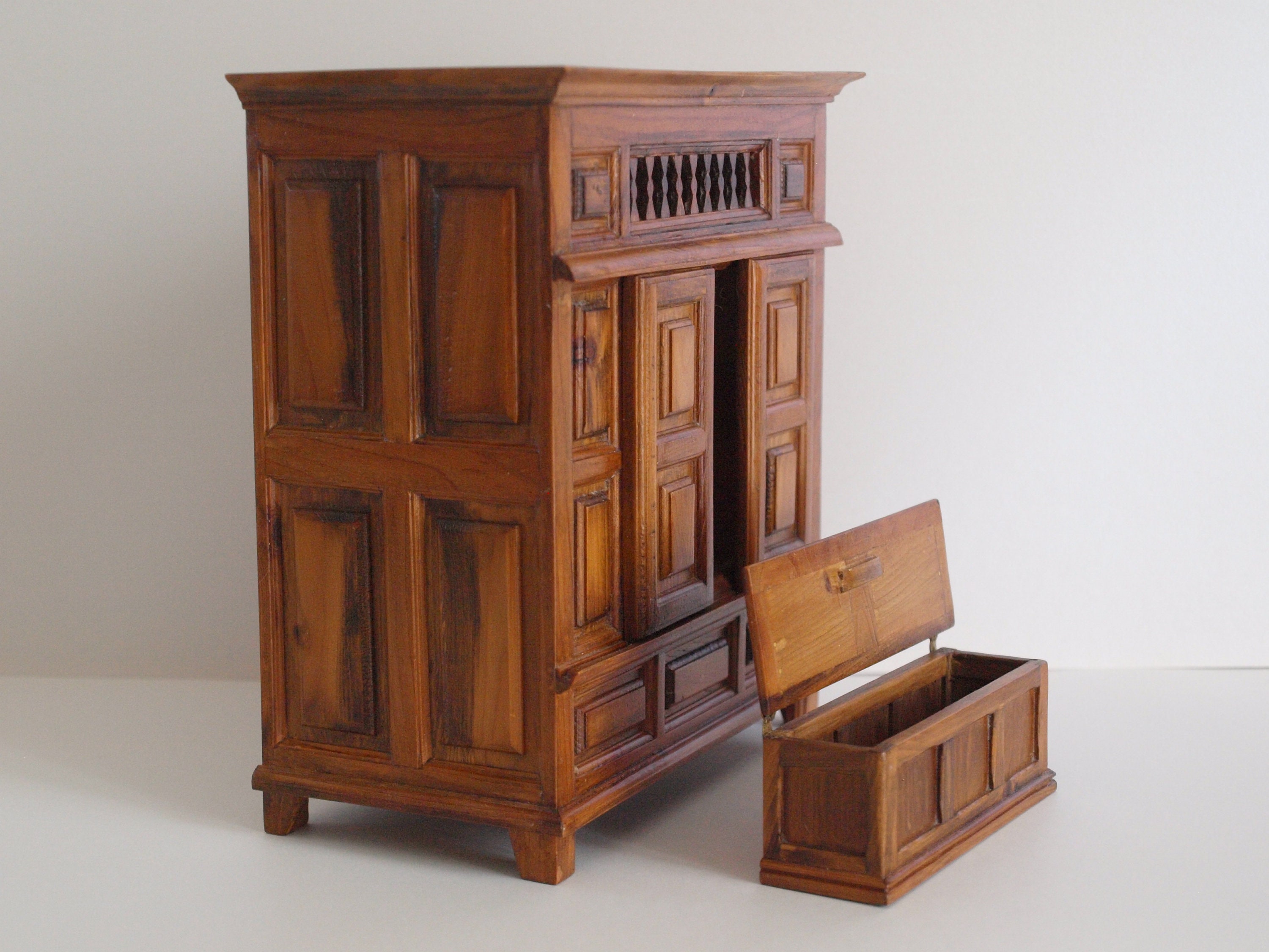 Closed Bed and Chest Etsy