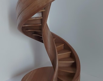 木製螺旋階段模型 - 博物館の家具の収集 - クリスマスプレゼント