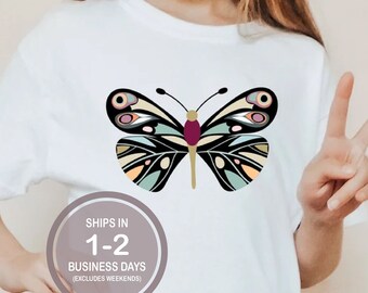 Butterfly Shirt, Cute Girls Butterfly Shirt, Butterflies, Whimsical Fairy Shirt, Woodland Shirt, Just A Girl Who Loves Butterflies