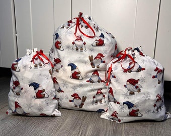 Reusable Christmas Gift Bags | Reusable Bags | Fabric Bags | Christmas Decor | Santa Bags