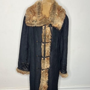 Y2K long faux suede duffle coat with faux fur trim. UK 14