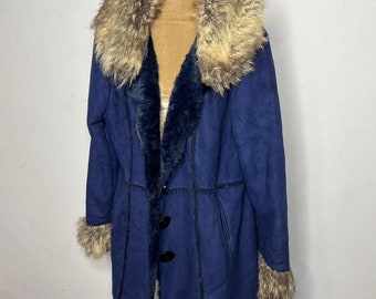 Y2K blue faux suede jacket with faux fur collar. Y2K coat. UK 12 - 14