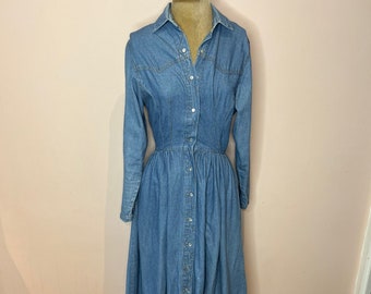 Vintage blue denim shirt dress, denim midi dress. UK 8