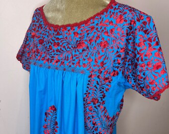 Vintage 1970's handmade Mexican dress, hand embroidered Mexican dress. UK 8 - 10