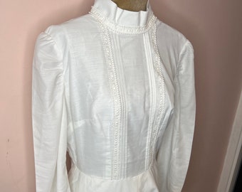 Vintage 1970's handmade prairie dress, 70's boho wedding dress, white prairie dress, white maxi dress. UK 12
