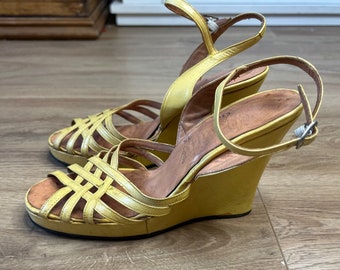 Vintage 1970's or 80's Panache shoes, yellow wedges, yellow sandals, summer wedges. UK 3.5