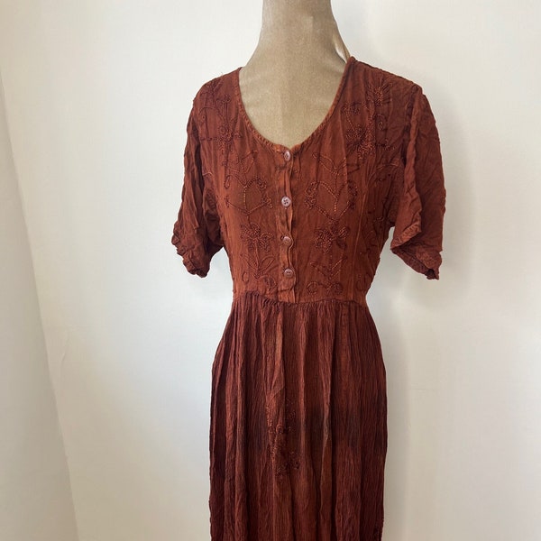 90's hippie dress, 1990's grunge dress, embroidered boho dress. One Size