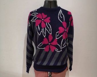 A vintage Jacques Vert 1980's jumper,80's jazzy sweater, lambs wool and angora floral jumper with faux pearl decoration. UK Size 10 - 12