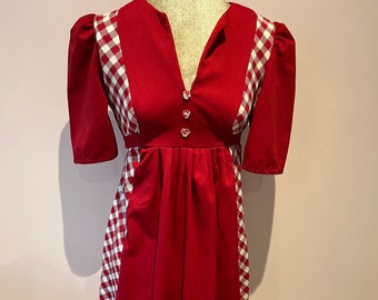 Vintage 1970's handmade gingham maxi dress, 70's prairie dress, cottagecore dress. UK 10 - 12