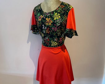 Vintage 1960's mini dress, 60's floral dress. UK 12