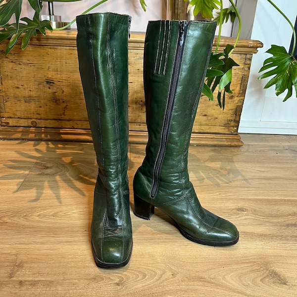 bottes gogo en cuir vert Bally vintage des années 60 ou 70. Royaume-Uni 5
