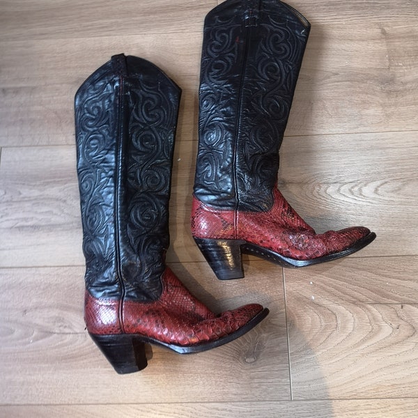 Vintage snakeskin cowboy boots, red snakeskin cowboy boots, red western boots. UK 5